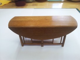 Table ovale